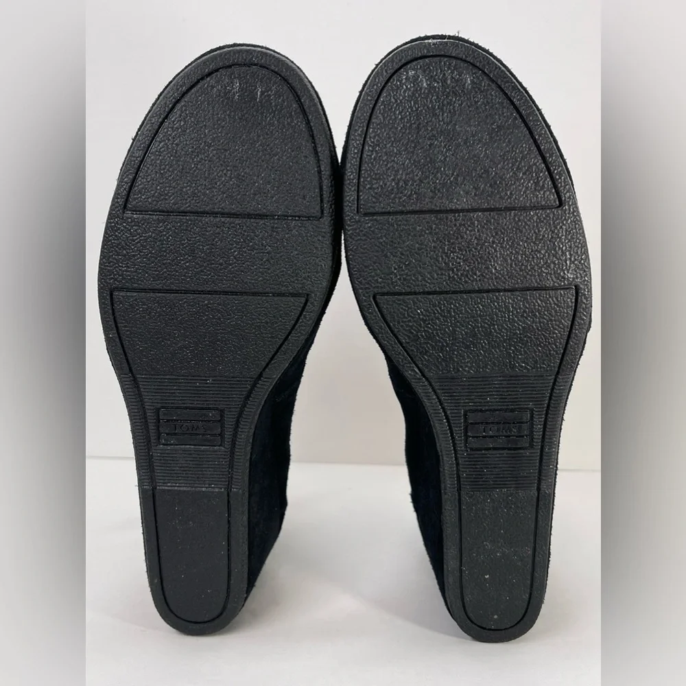 Tom’s Women’s Desert Wedge‎ Suede Ankle Boot Size 8 Black